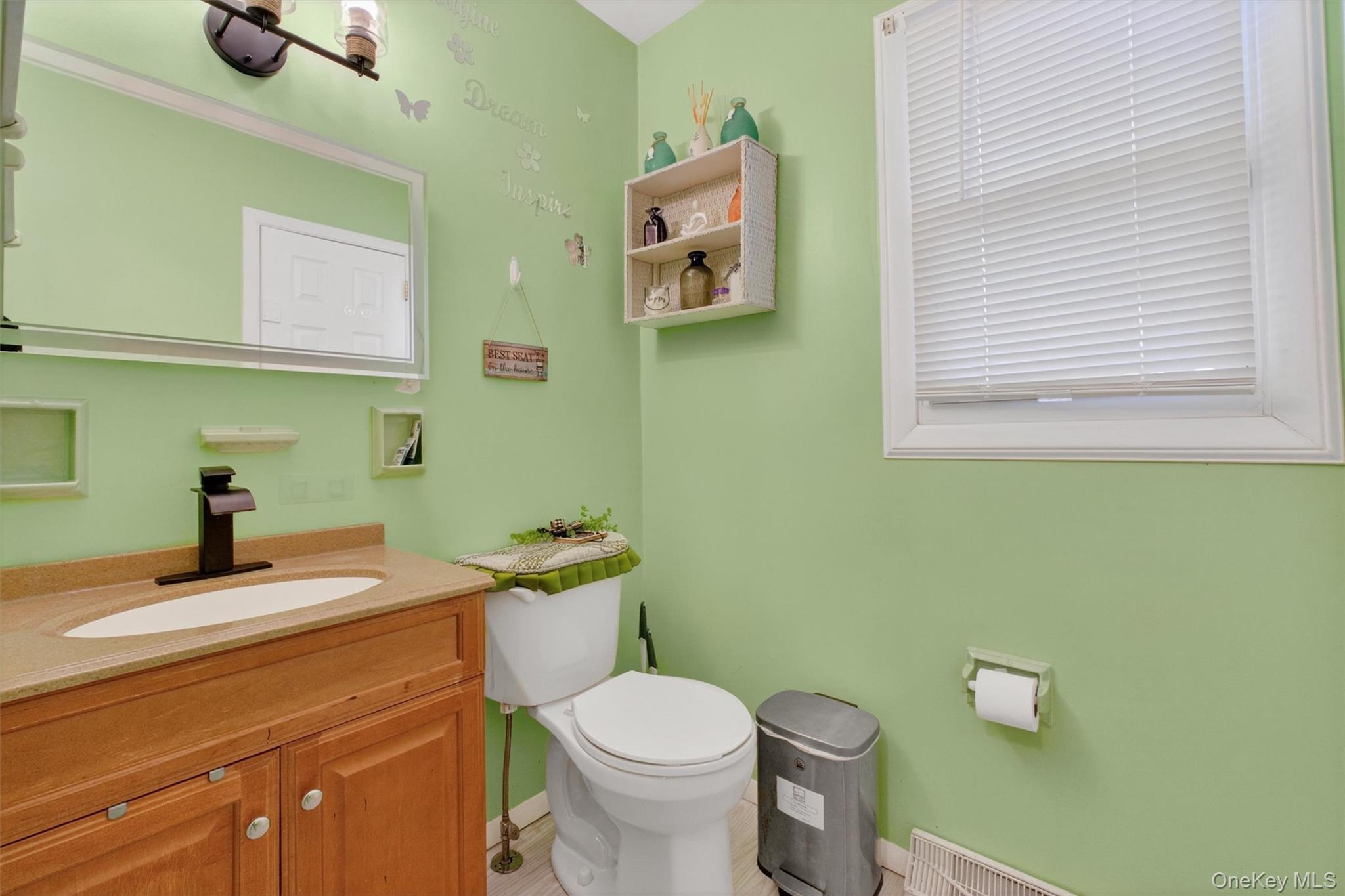 18 Cardinal Drive Poughkeepsie, NY 12601 - Photo 25 of 35