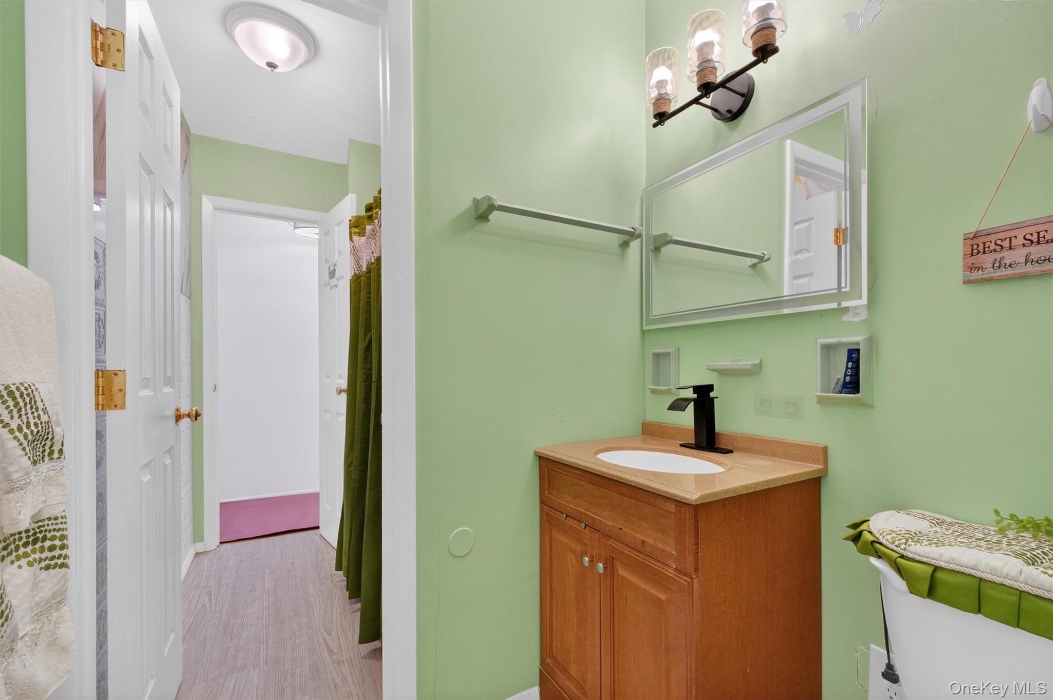 18 Cardinal Drive Poughkeepsie, NY 12601 - Photo 26 of 35