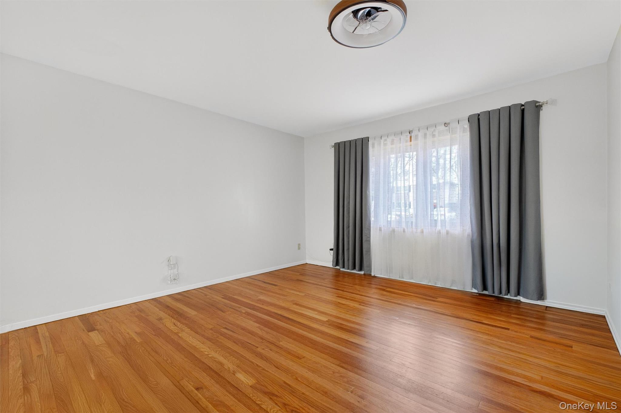 18 Cardinal Drive Poughkeepsie, NY 12601 - Photo 8 of 35