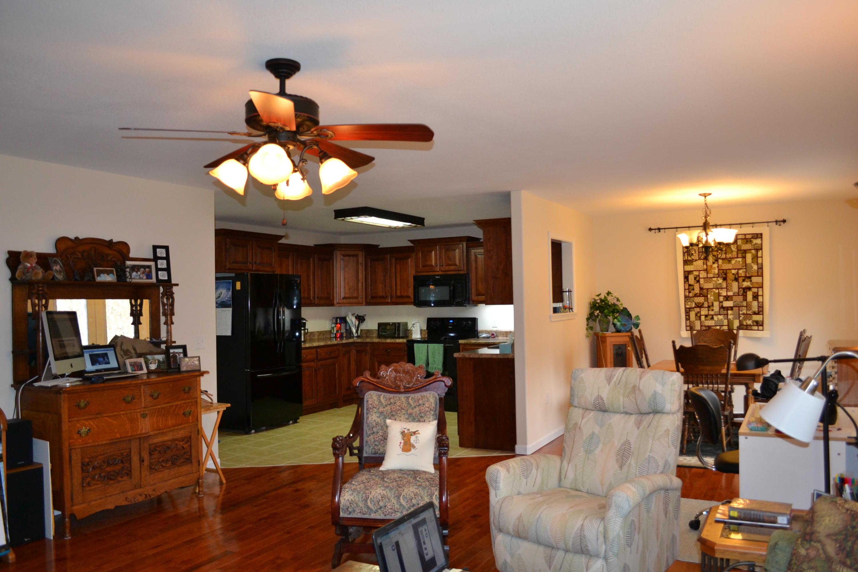 893 Buffalo Trail Clarkrange, TN 38553 - Photo 12 of 33 Living Room