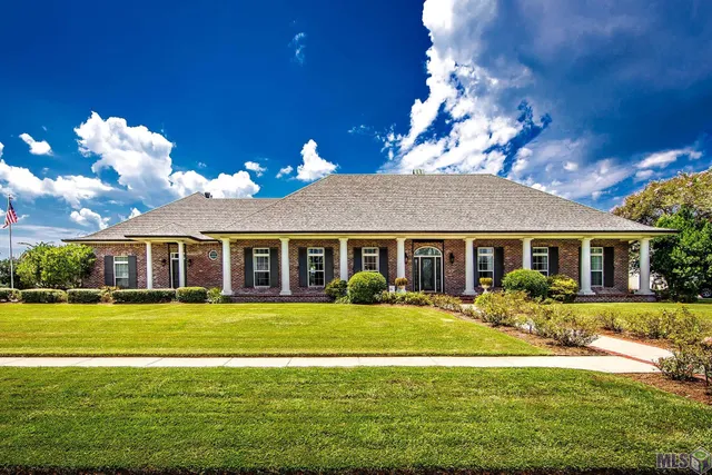 $1,255,000 | 368 Tulip Drive, Houma, LA 70360