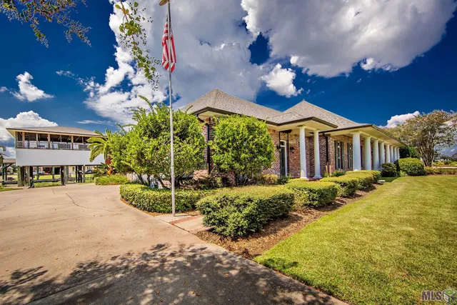 $1,255,000 | 368 Tulip Drive, Houma, LA 70360
