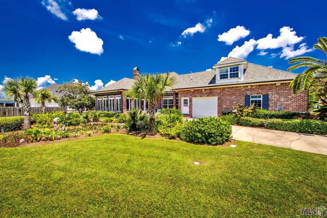 $1,255,000 | 368 Tulip Drive, Houma, LA 70360