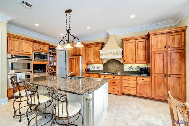 $1,255,000 | 368 Tulip Drive, Houma, LA 70360