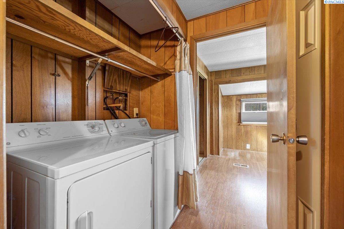 202105 East Bowles Road Kennewick, WA 99337 - Photo 8 of 18 Gallery Image 8