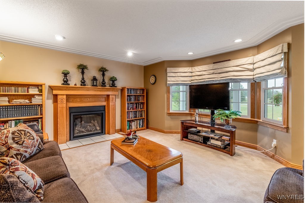 7960 Goodrich Road Clarence, NY 14032 - Photo 7 of 44