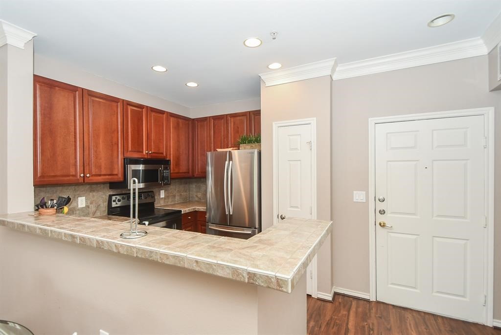 2400 McCue Road, Unit 444 Houston, TX 77056 - Photo 10 of 22