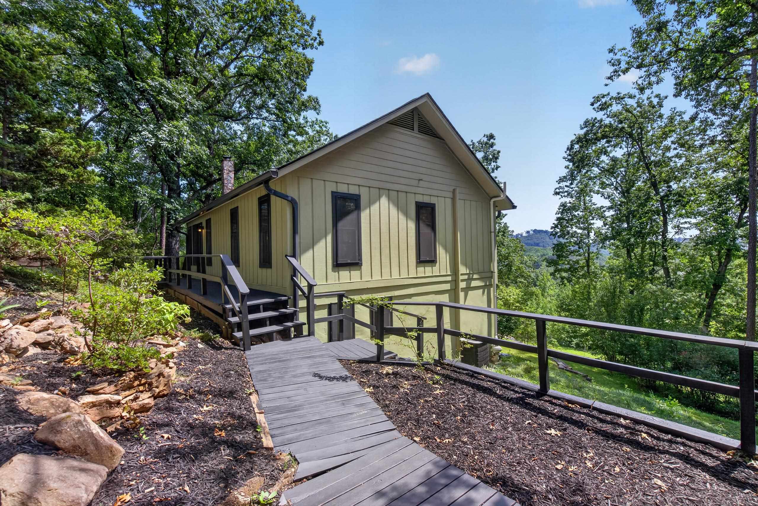 187 Caledonia Road Landrum, SC 29356 - Photo 27 of 31 Gallery Image 27