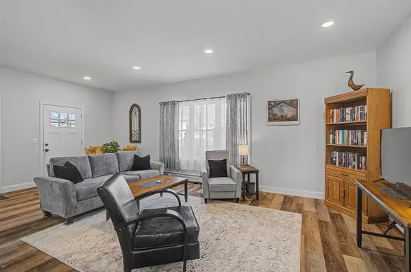 $375,000 | 51 Hefflon Ln Street, St. Albans, VT 05478