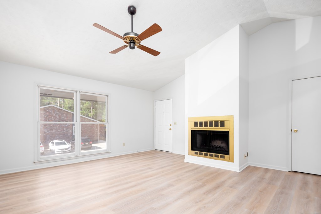 6333 Milgen Road, Unit 8 Columbus, GA 31907 - Photo 5 of 25 Gallery Image 5