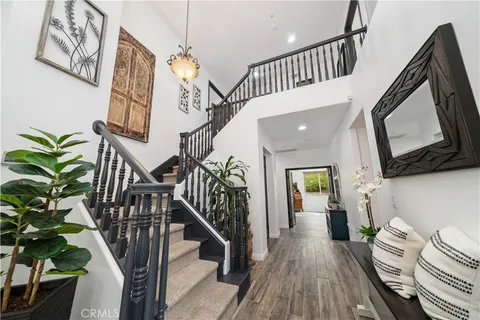 $2,195,000 | 5919 County Oak Road, Woodland Hills, CA 91367