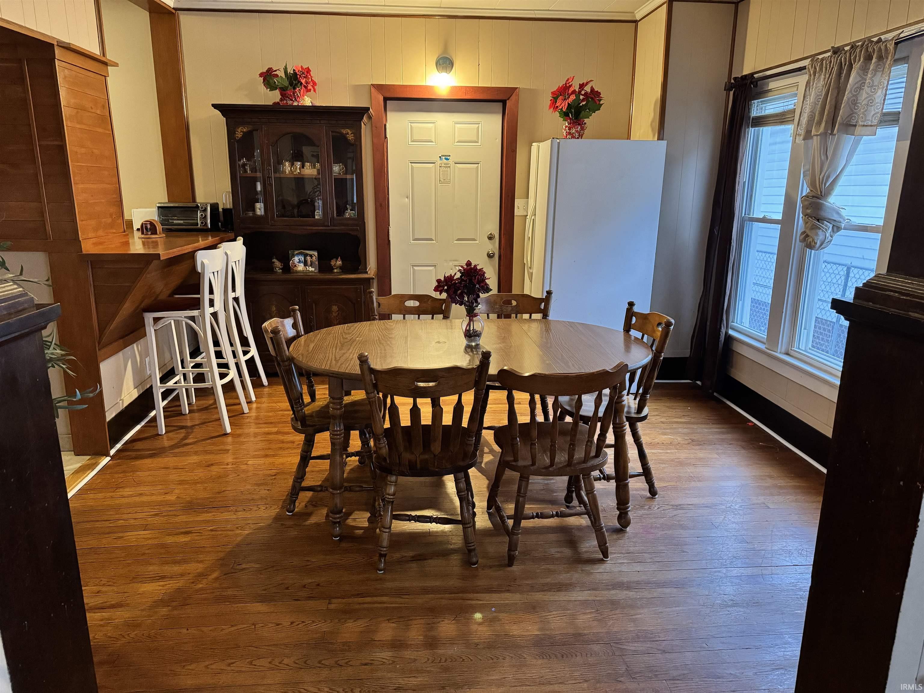 606 South Bendix Drive South Bend, IN 46619 - Photo 16 of 32