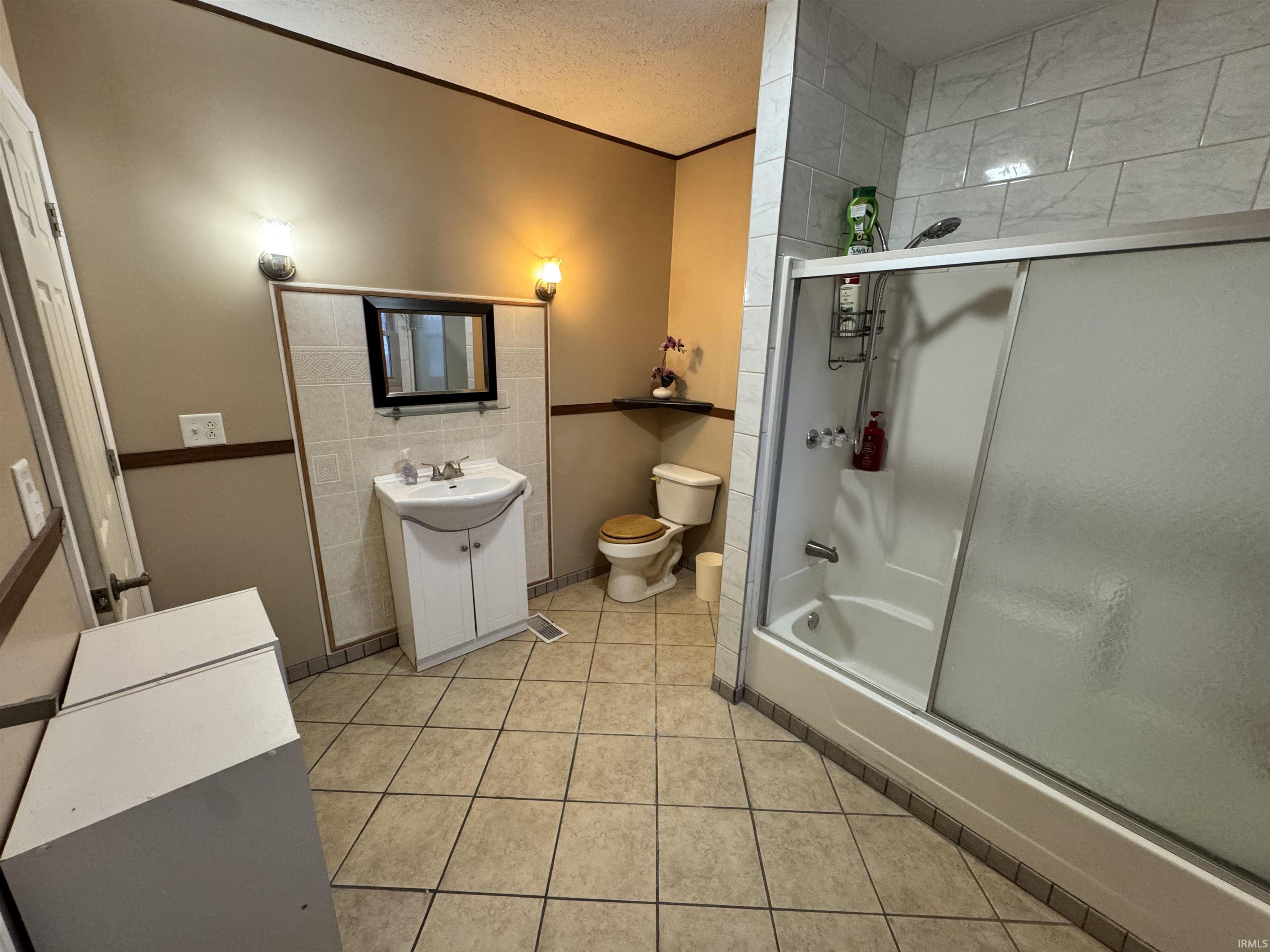 606 South Bendix Drive South Bend, IN 46619 - Photo 19 of 32