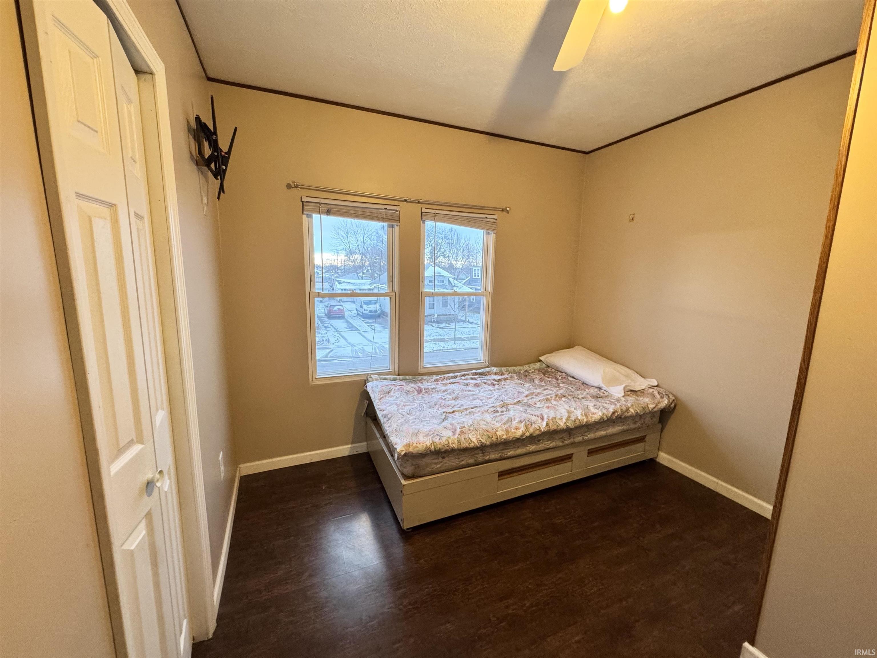 606 South Bendix Drive South Bend, IN 46619 - Photo 31 of 32