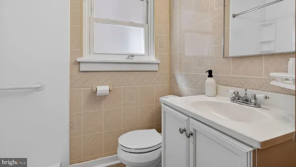 $250,000 | 2611 Derry Street, Harrisburg, PA 17111