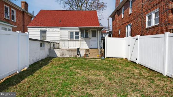 $250,000 | 2611 Derry Street, Harrisburg, PA 17111