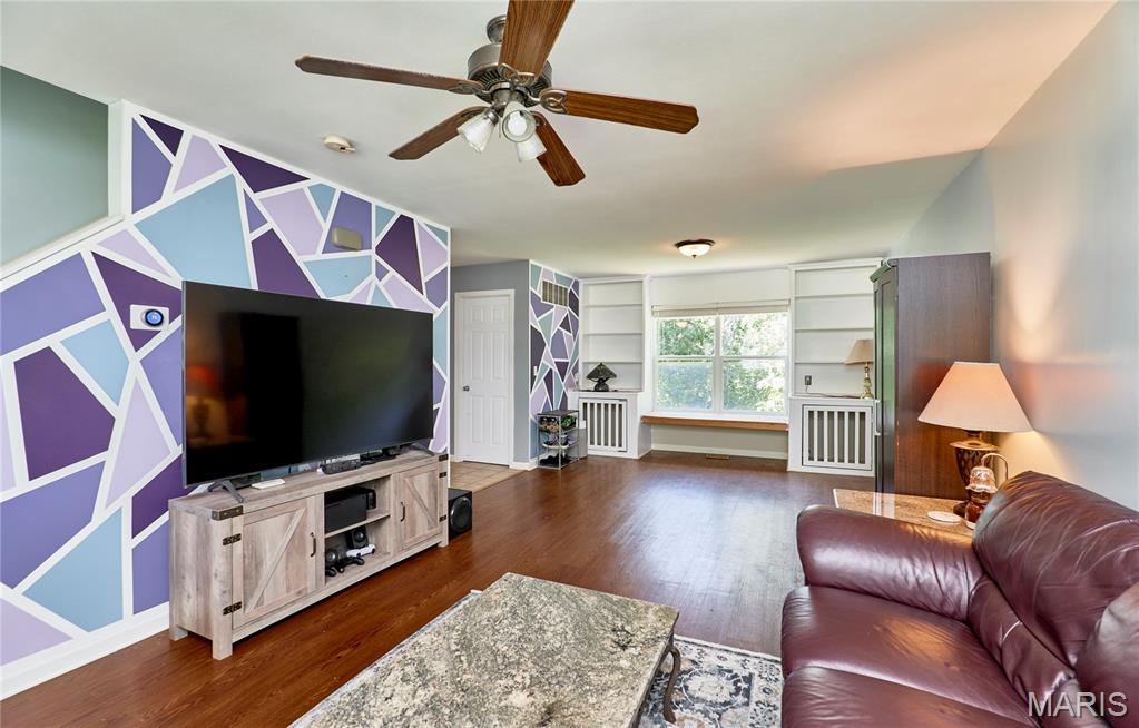 698 Walnut Ridge Fenton, MO 63026 - Photo 7 of 30