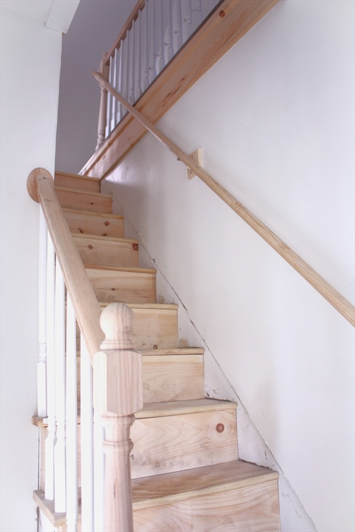 23 Foster Street Springfield, MA 01105 - Photo 9 of 15 a view of entryway