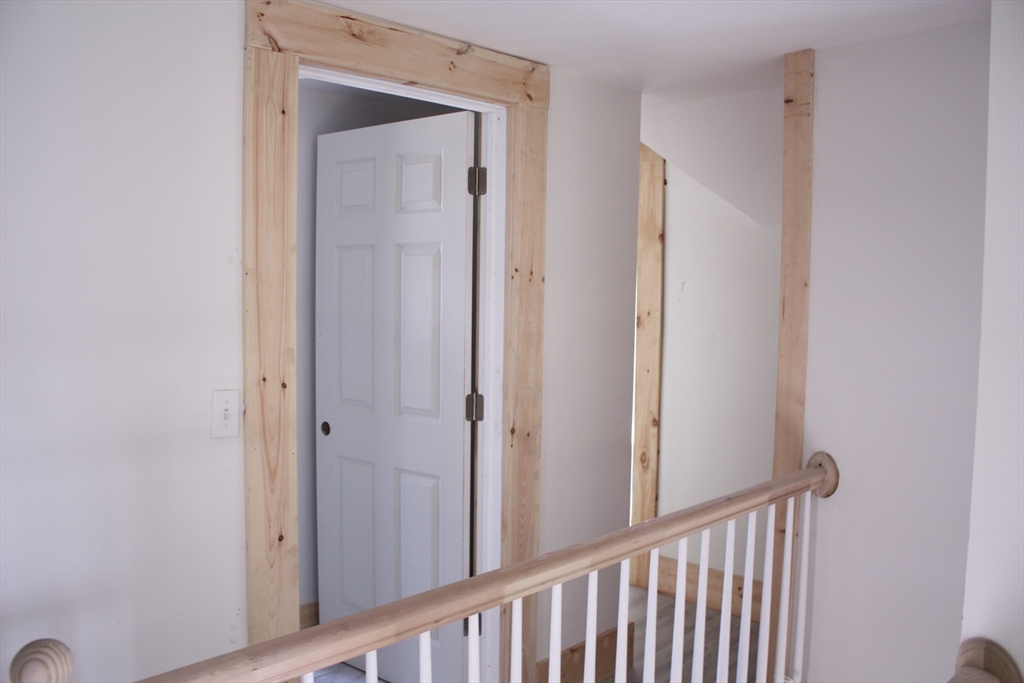 23 Foster Street Springfield, MA 01105 - Photo 10 of 15