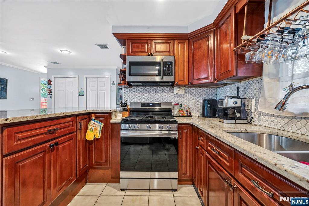 509-511 Ridge Street Newark, NJ 07104 - Photo 12 of 30