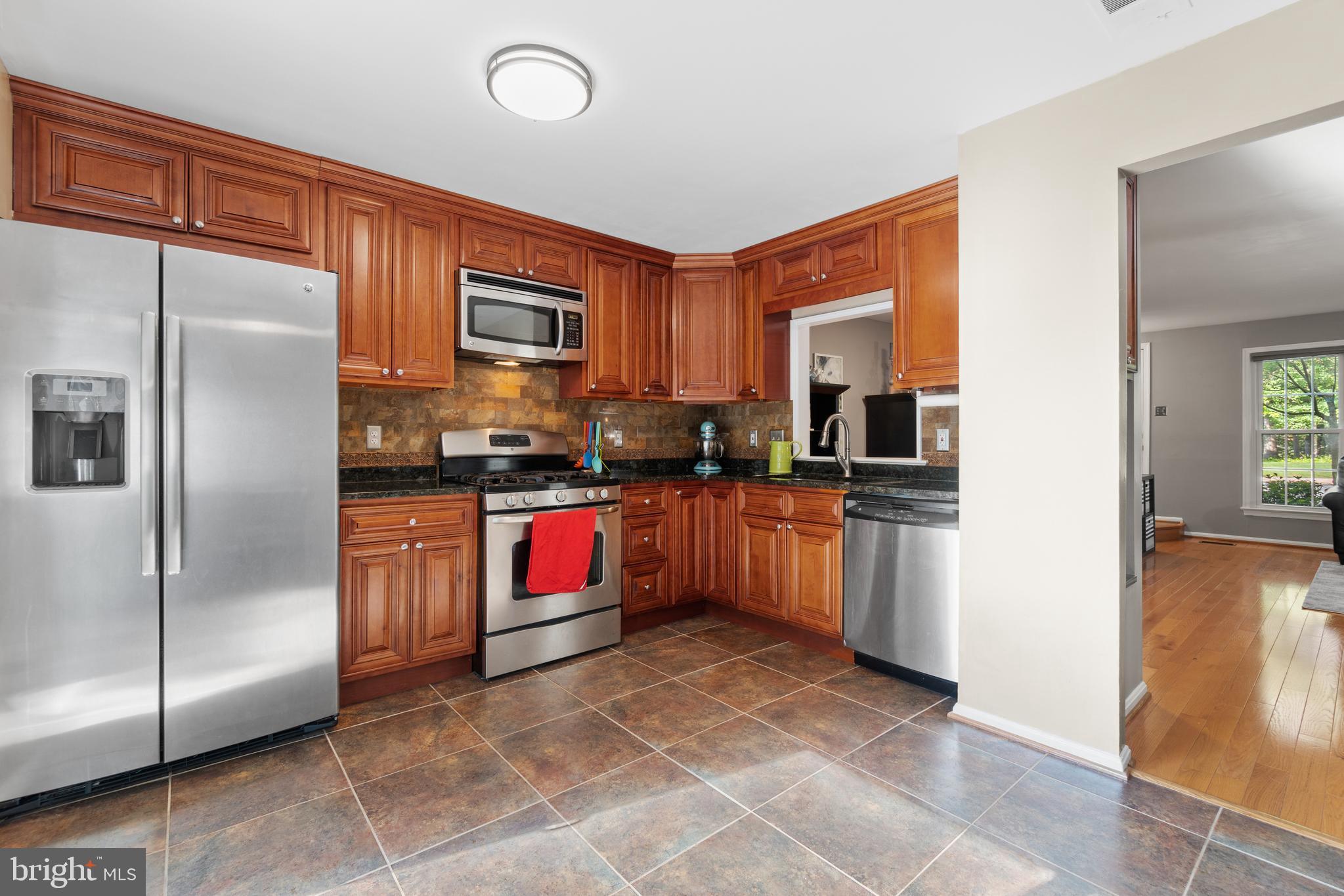 7995 Northumberland Road Springfield, VA 22153 - Photo 8 of 26 Gallery Image 8