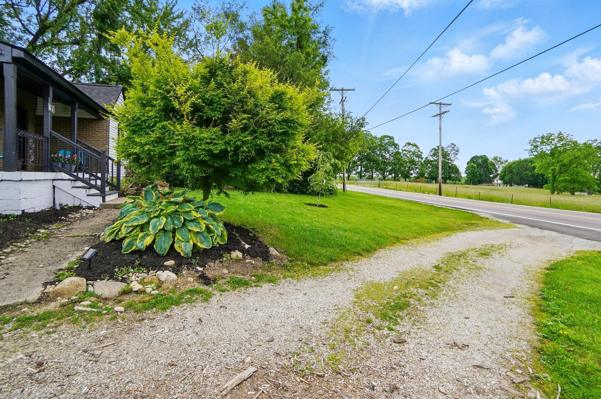 1370 Carpenter Road Bellbrook, OH 45305 - Photo 4 of 53 Gallery Image 4