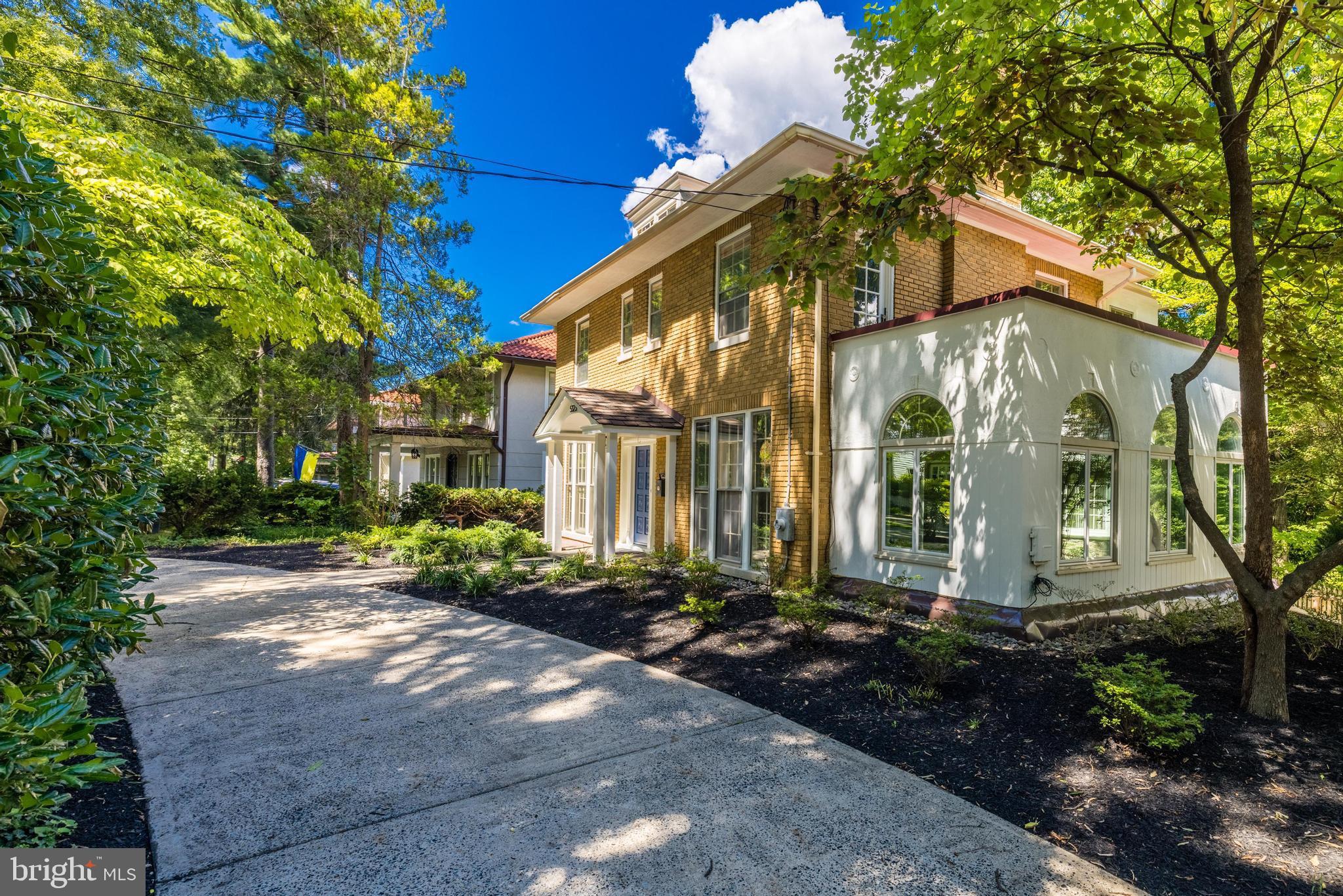 5323 Reno Road Northwest Washington, DC 20015 - Photo 4 of 68 Gallery Image 4