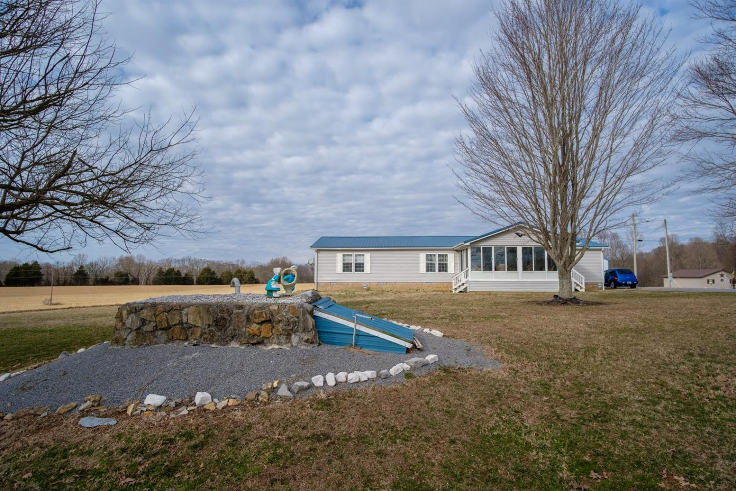 4295 Brock Road Dunnville, KY 42528 - Photo 5 of 37 Listing Photo