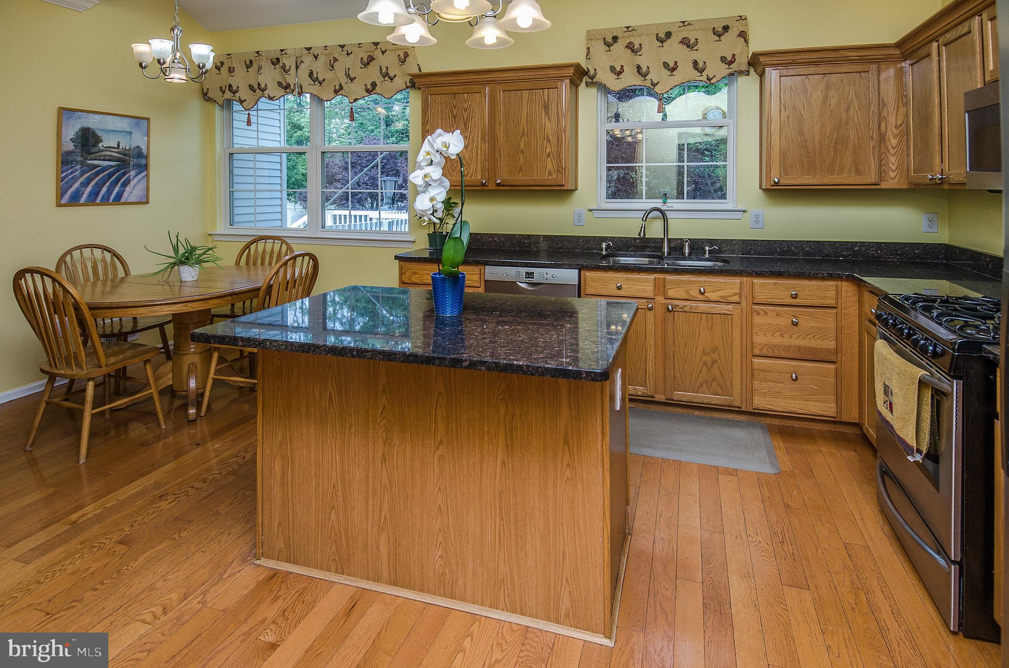 47 Brandon Road West Pennington, NJ 08534 - Photo 13 of 45