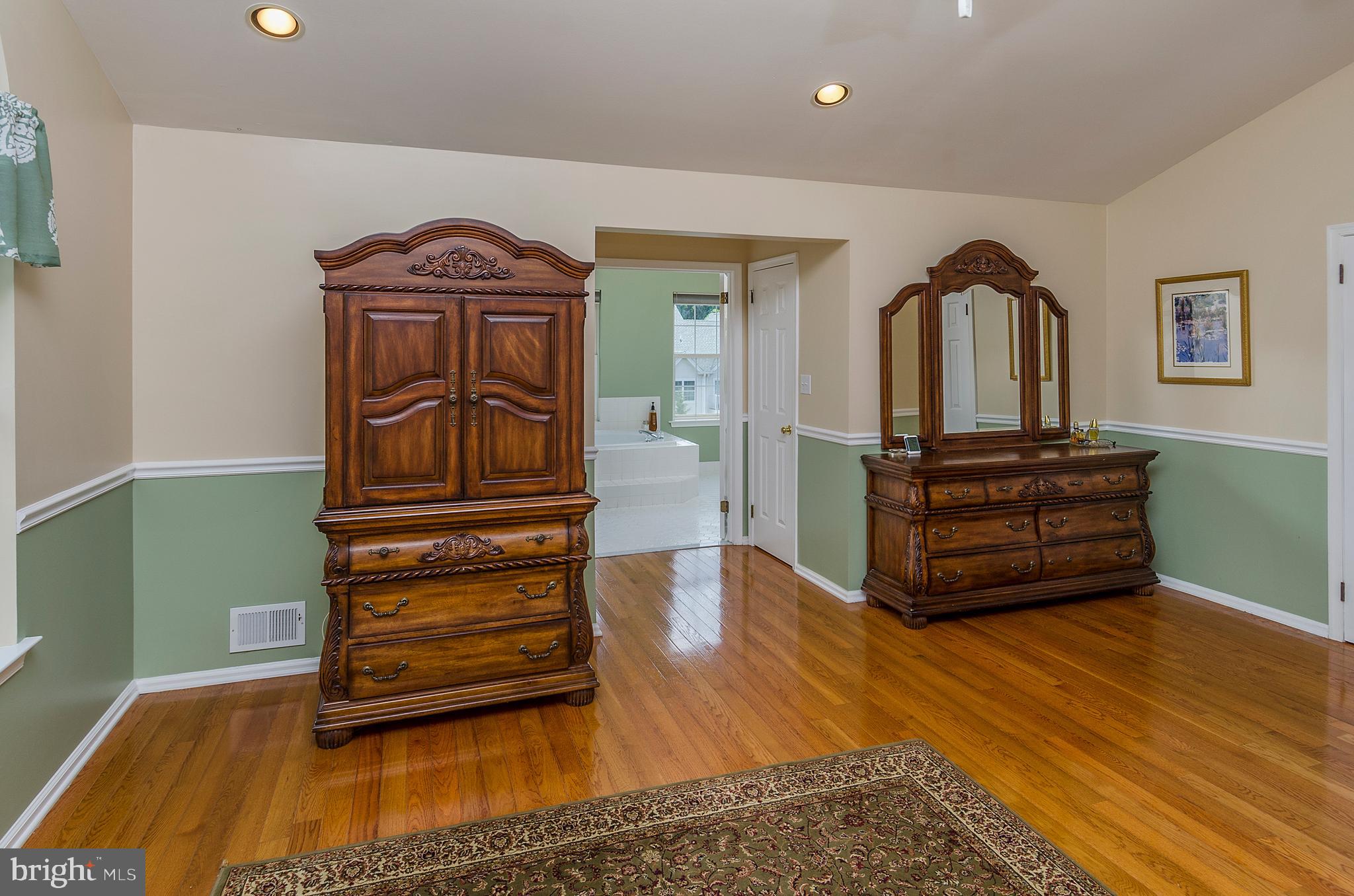47 Brandon Road West Pennington, NJ 08534 - Photo 24 of 45