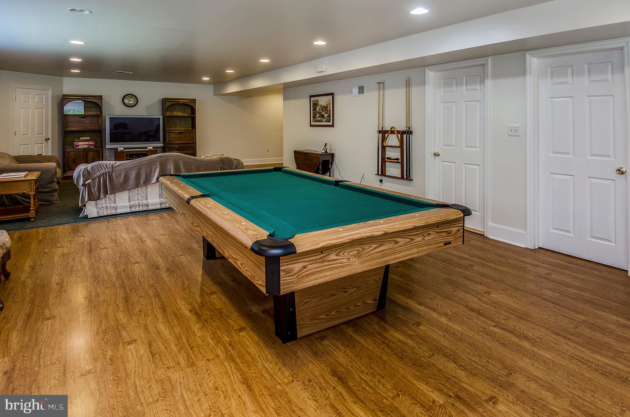 47 Brandon Road West Pennington, NJ 08534 - Photo 35 of 45