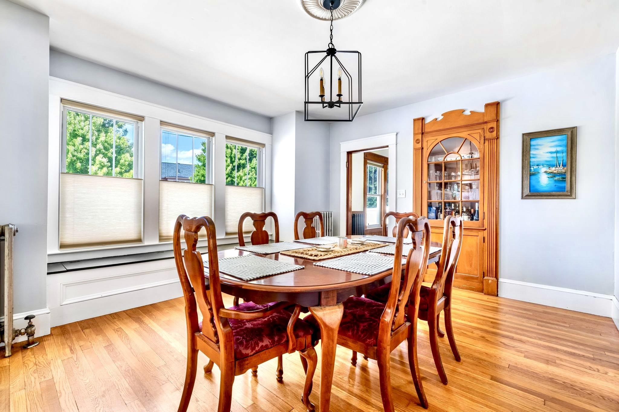 69 Allds Street Nashua, NH 03060 - Photo 4 of 31