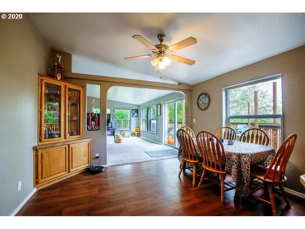 124 Berry Road Kalama, WA 98625 - Photo 12 of 28 Gallery Image 12