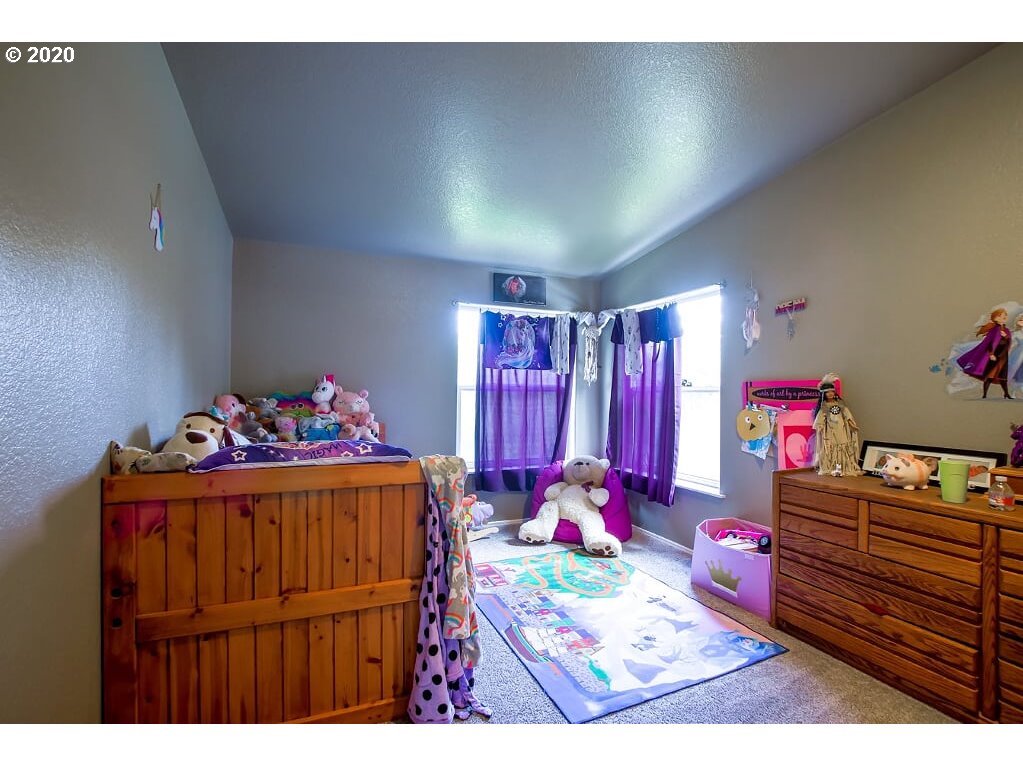 124 Berry Road Kalama, WA 98625 - Photo 17 of 28 Gallery Image 17