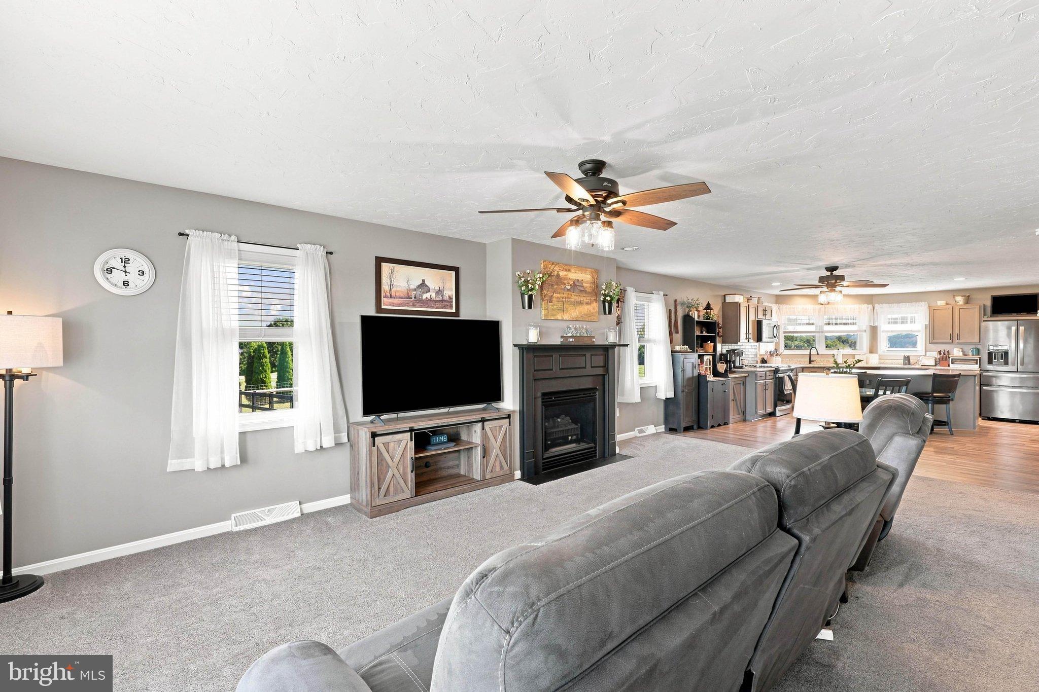 6414 Shutt Road Spring Grove, PA 17362 - Photo 12 of 66 Gallery Image 12