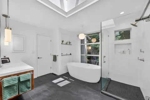 $1,700,000 | 450 Vine Hill Road, Santa Cruz, CA 95065