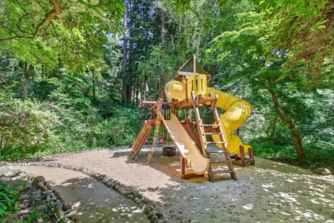 $1,700,000 | 450 Vine Hill Road, Santa Cruz, CA 95065