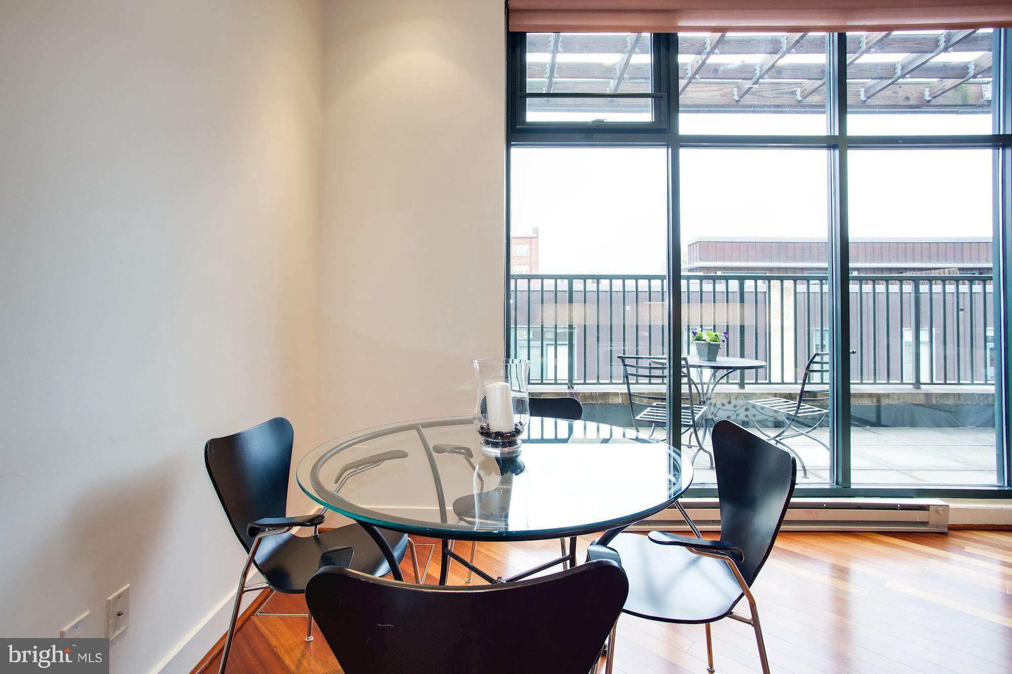 1701 Kalorama Road Northwest, Unit 412 Washington, DC 20009 - Photo 16 of 29 Dining Area