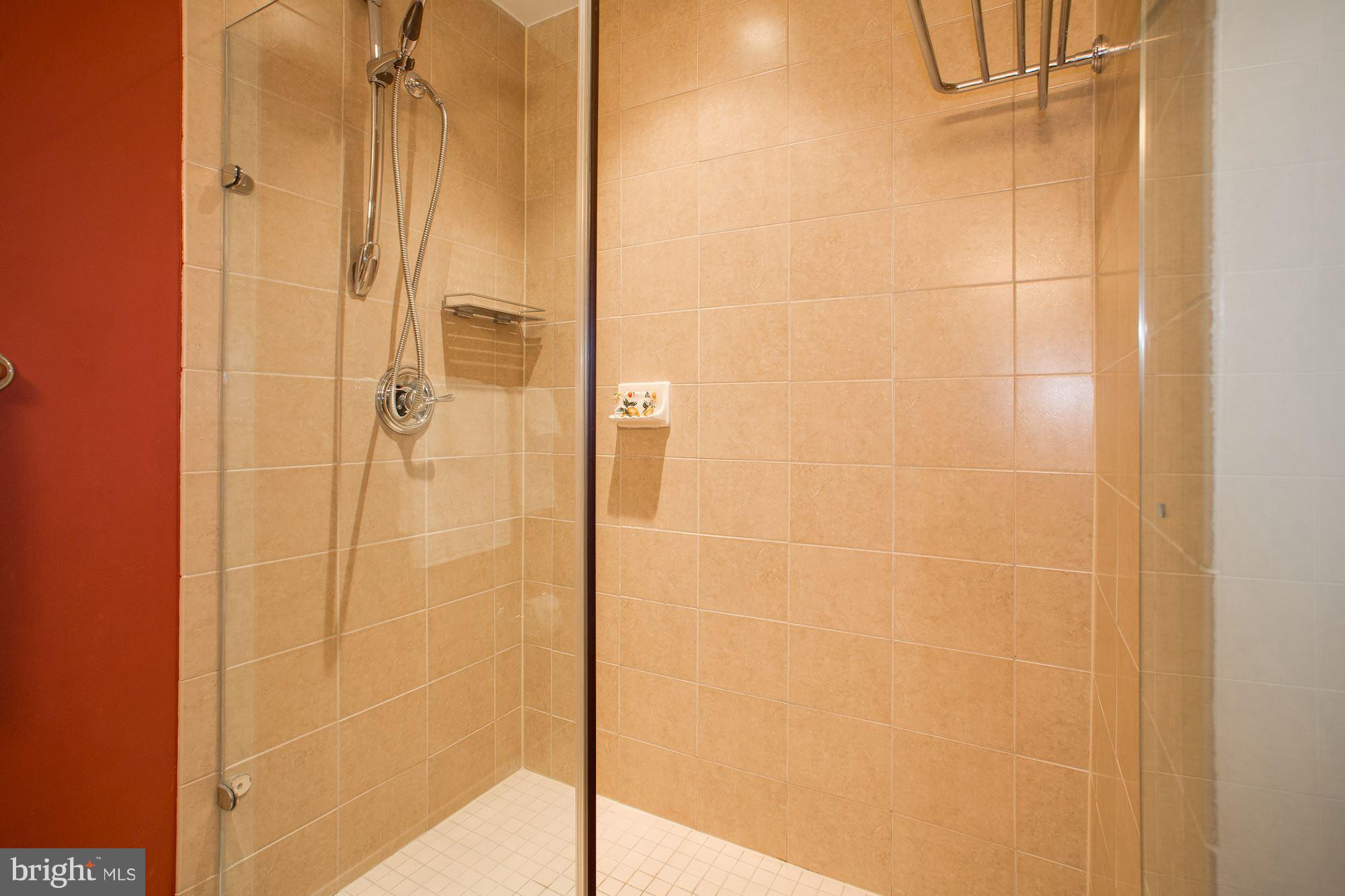 1701 Kalorama Road Northwest, Unit 412 Washington, DC 20009 - Photo 24 of 29 Bath