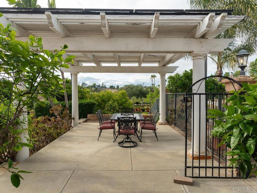 2737 Dos Lomas Fallbrook, CA 92028 - Photo 58 of 75