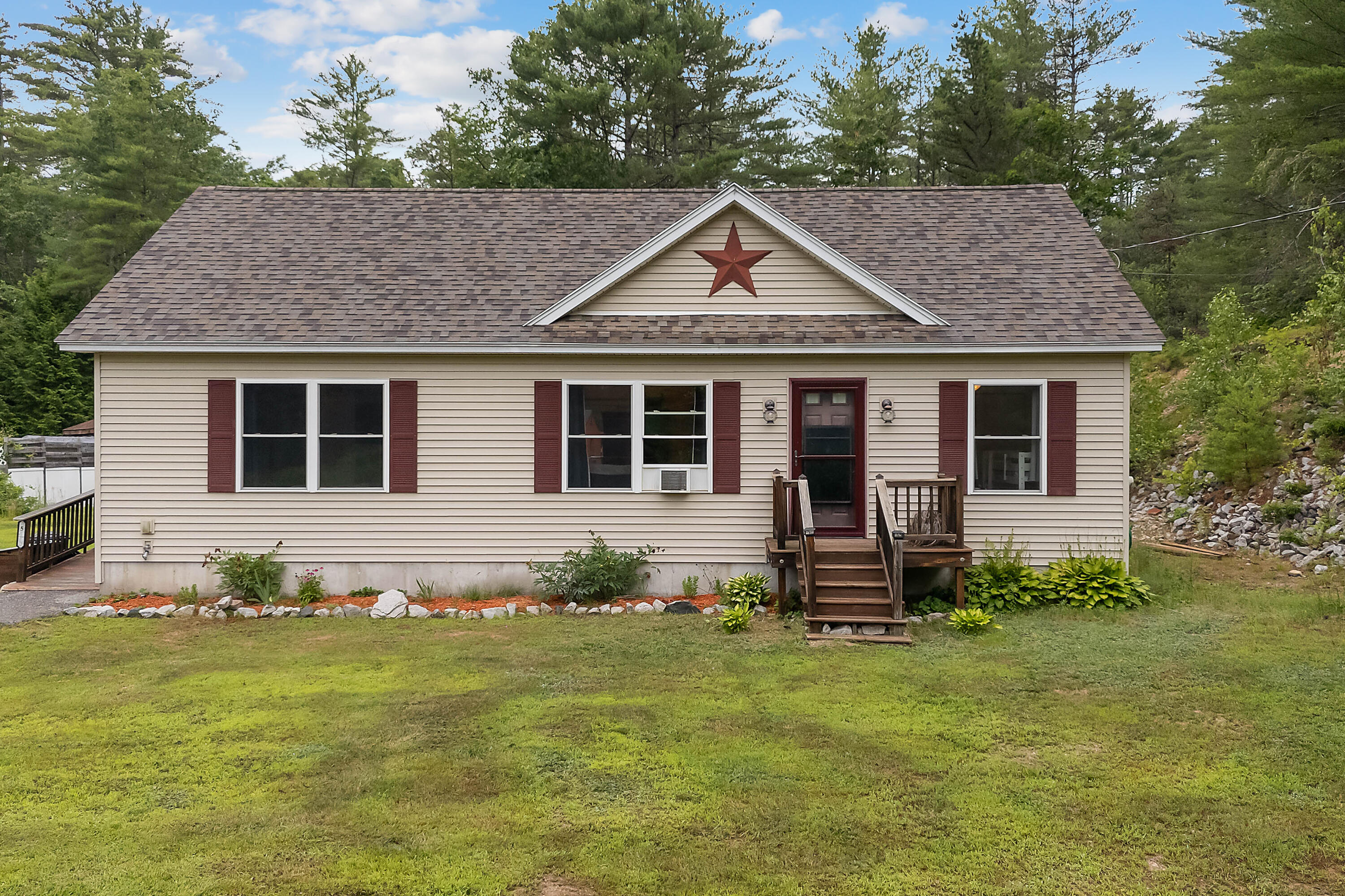 504 Balch Mill Road Newfield, ME 04095 - Photo 1 of 28 Charming Ranch-Style