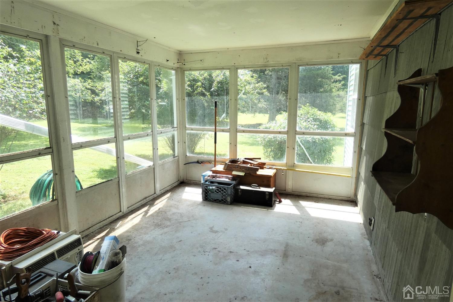 17 Gates Road Somerville, NJ 08876 - Photo 18 of 25 Gallery Image 18