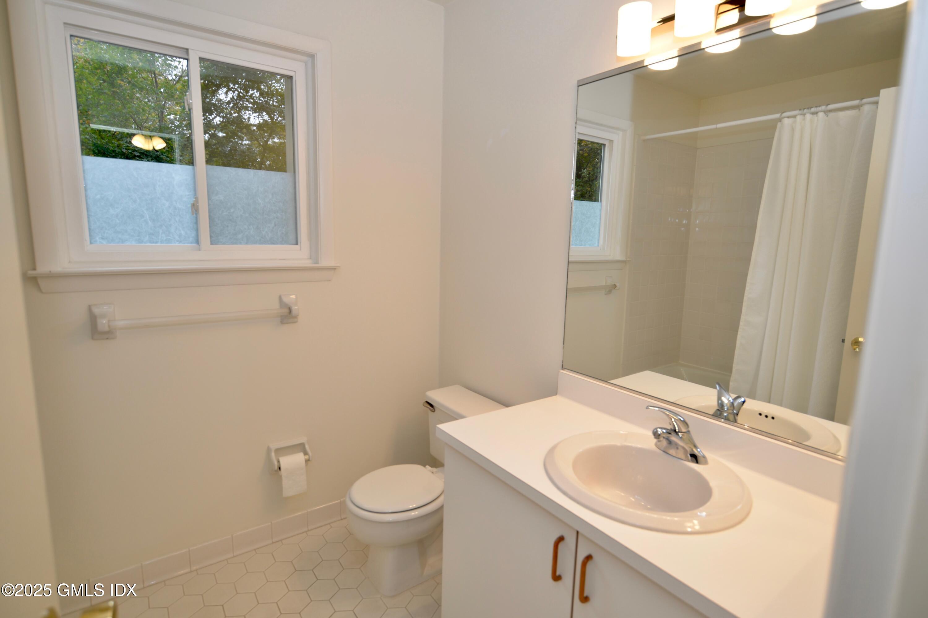 35 Homestead Road Greenwich, CT 06831 - Photo 14 of 16 _DSC5067