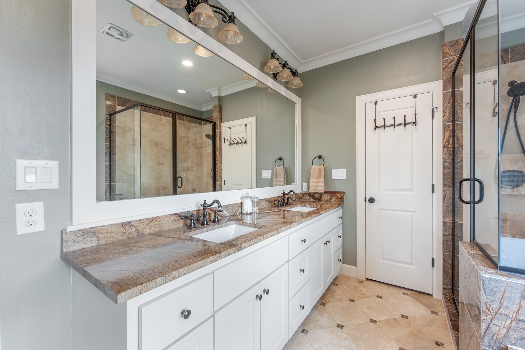 836 East 24th Street Houston, TX 77009 - Photo 20 of 40