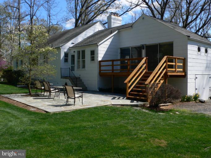 718 Midland Road Silver Spring, MD 20904 - Photo 15 of 30 Exterior (Rear)