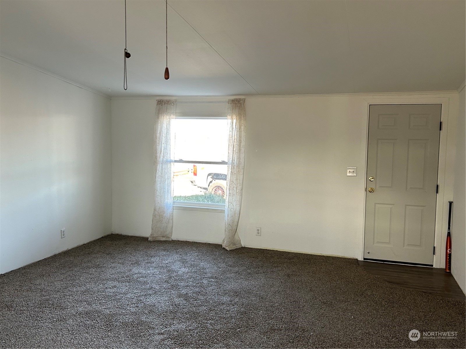 9389 Harris Road Northeast Moses Lake, WA 98837 - Photo 8 of 31 Gallery Image 8
