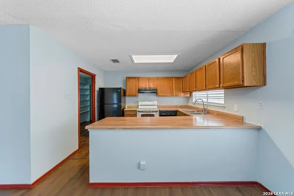 $1,500 | 7919 Wayside Trail, San Antonio, TX 78244