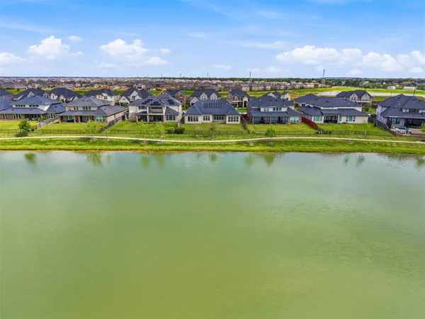 $779,000 | 488 Horizon Light Lane, Katy, TX 77493