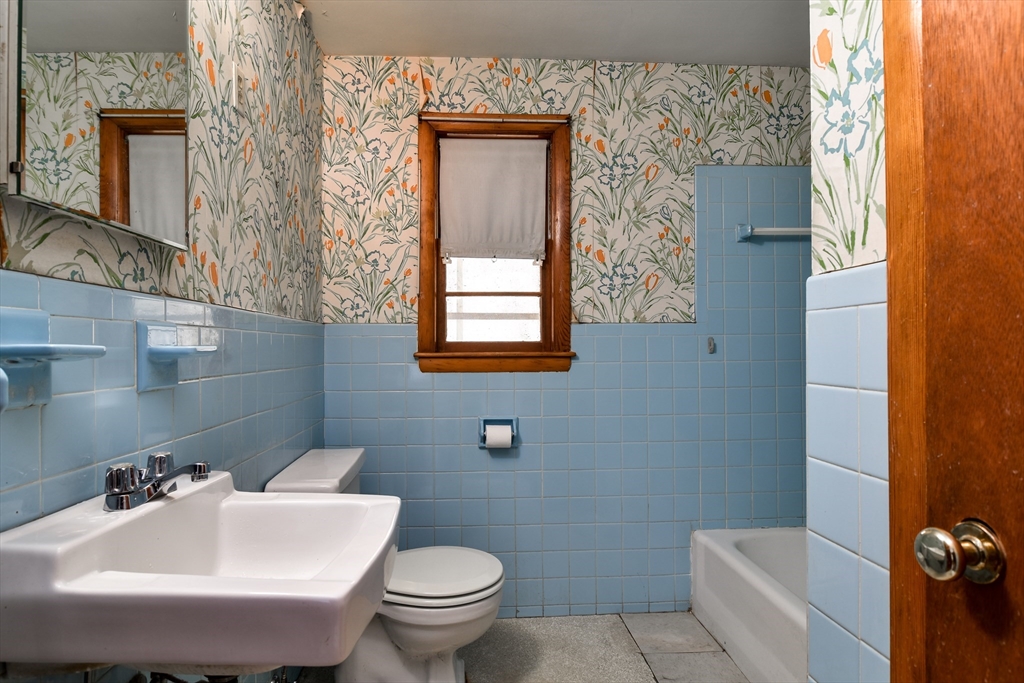 56 Walsh Street Framingham, MA 01701 - Photo 11 of 16