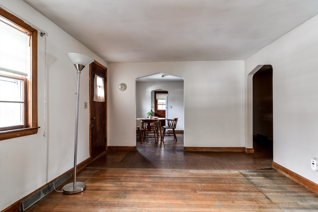 56 Walsh Street Framingham, MA 01701 - Photo 4 of 16